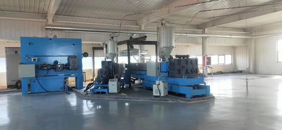 Hongli CCV Lines XLPE 6-35Kv 3 Layer Co Extruder Machine For Power Cable 240
