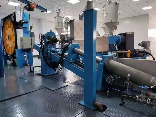 XLPE 35kv-132 Kv Power Cable 3 Layer Co Extrusion Machine Line