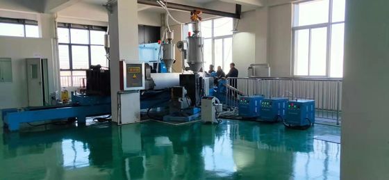 132Kv Three Layer Co Extrusion Machine CCV Line With PLC Siemens